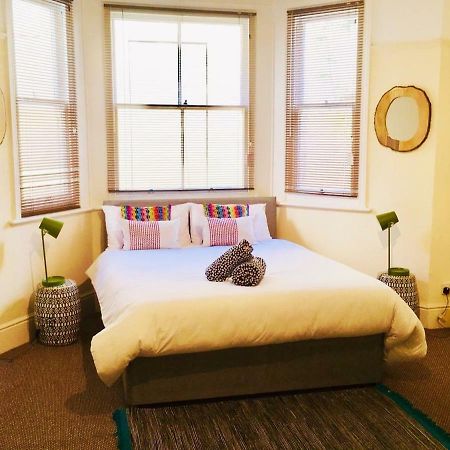 Spacious Apartment In The Heart Of St Leonards เฮสติงส์ ภายนอก รูปภาพ