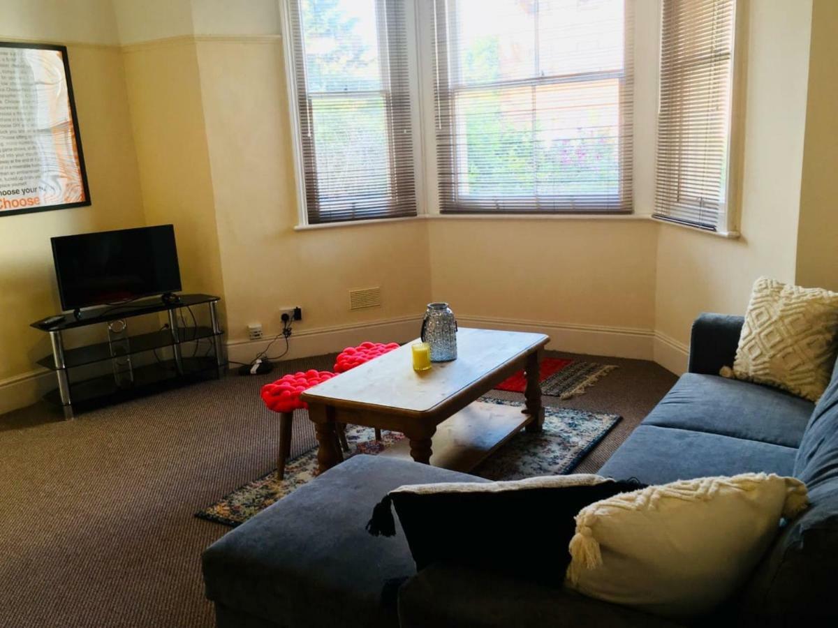 Spacious Apartment In The Heart Of St Leonards เฮสติงส์ ภายนอก รูปภาพ