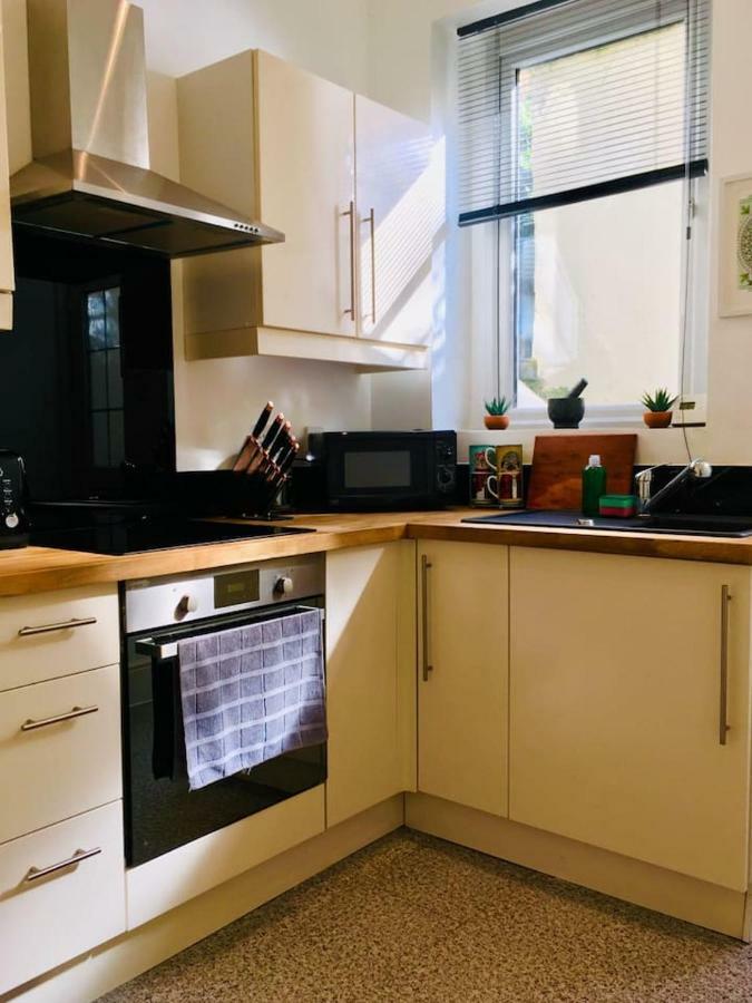 Spacious Apartment In The Heart Of St Leonards เฮสติงส์ ภายนอก รูปภาพ